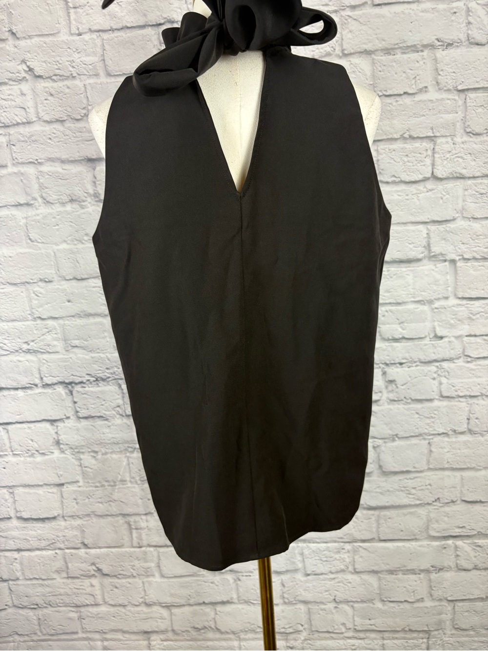 Tuckernuck Black Mason Top size M - Picture 9 of 11